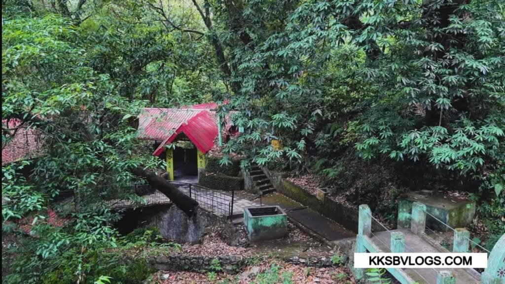 Architecture & Spiritual Significance Thada muda temple