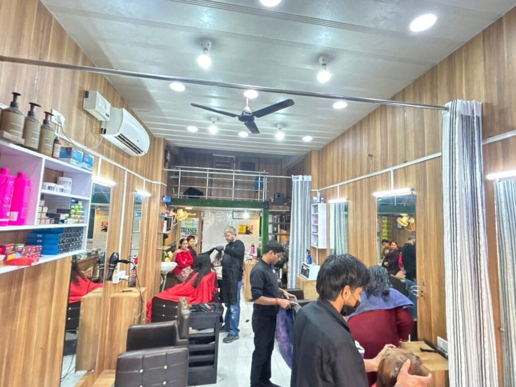 Best Salon Academy of solan