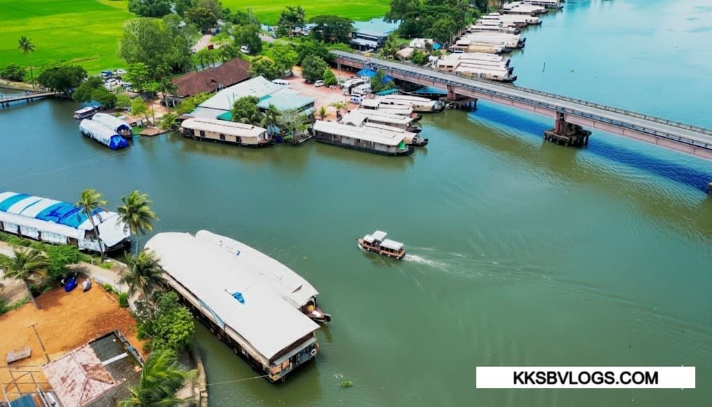 Beautiful views in  Alleppey Kerala  , mst visted places in Alleppey Kerala