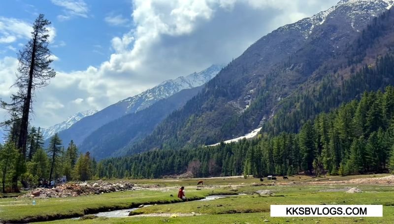 river side view in Rakchham Village