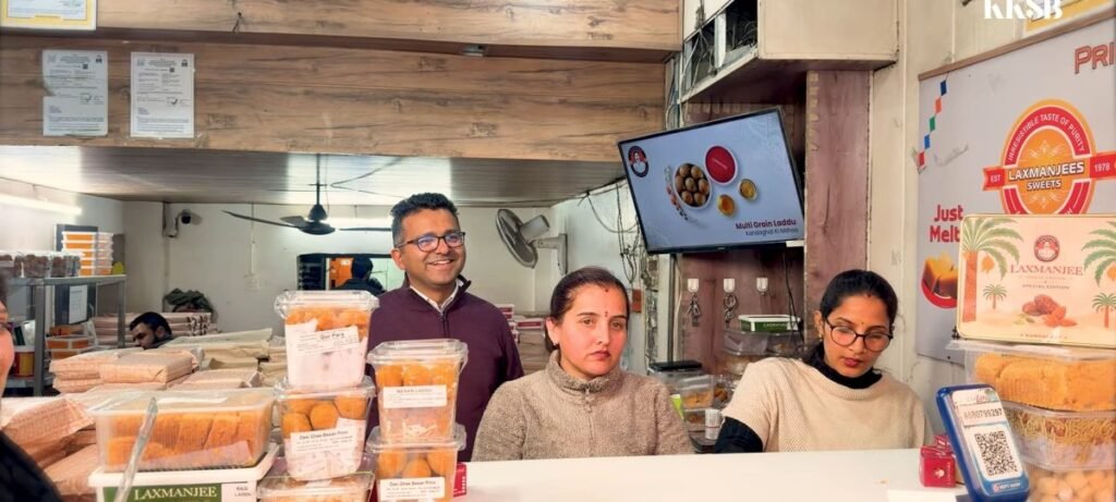 Laxmanjees Sweets Kandaghat? | Perfect food stop between Shimla and Chandigarh